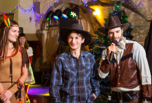 Ведущий Дмитрий Лавров. Изображение 37783