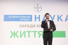 Ведущий Дмитрий Лавров. Изображение 14520