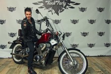 Ведущий Дмитрий Лавров. Изображение 14515