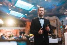 Ведущий. Изображение 42103