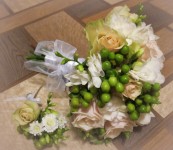 Букет невесты + бутоньерка жениха. Изображение 16600