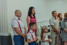 Праздничные улыбки. Изображение 31030