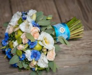Свадебный букет,цветочные аксессуары (бутоньерки,браслетики,Веночки). Изображение 33219