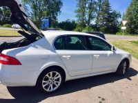 Skoda Superb white 4x4. Изображение 40880