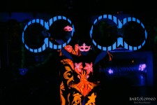 Ультрафиолетовое и светодиодное шоу. Изображение 51187