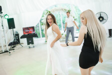 Я подберу для Вас лучших из лучших! Знаю фотографов создающих великолепные фотографии, видео оператов создающих красивые видео, мастеров разных жанров великолепно поднимающих настроение. . Изображение 74647