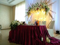 Оформлення столу наречених. Изображение 70130