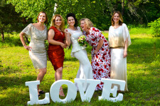 Ведущая Юлия Волошина. Изображение 71036