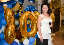 Ведущая Юлия Волошина. Изображение 71039