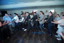 Ведущий Денис Ткаченко. Изображение 72172