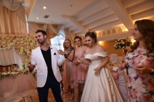 Ведущий Денис Ткаченко. Изображение 72185