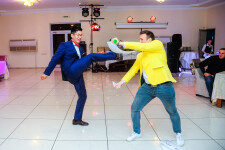 Застывший в работе. Изображение 72659