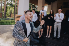 Застывший в работе. Изображение 72673