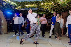 Застывший в работе. Изображение 72665