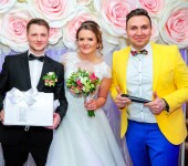 Застывший в работе. Изображение 72663