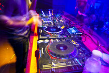 Диджей, свет, звук, мультимедиа. Изображение 73483