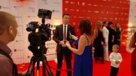 Яркий киноактёр - у меня берут интервью на красной дорожке Кинофестиваля. Пою и танцую - счастлив получить Два Димлома V Международного Фестиваля Конкурса-Искусств DANCE SONG FEST и очень приятную награду - ПРИЗ ЗРИТЕЛЬСКИХ СИМПАТИЙ. Изображение 74673