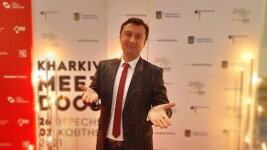 Яркий киноактёр - у меня берут интервью на красной дорожке Кинофестиваля. Пою и танцую - счастлив получить Два Димлома V Международного Фестиваля Конкурса-Искусств DANCE SONG FEST и очень приятную награду - ПРИЗ ЗРИТЕЛЬСКИХ СИМПАТИЙ. Изображение 74178