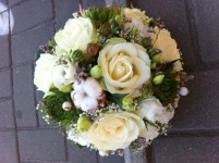 Свадебные букеты и бутоньерки. Изображение 6990