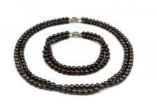 Ожерелья из жемчуга. Изображение 7137