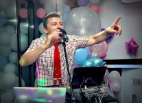 ведущий шоумен Андрей. Изображение 49079