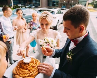 Самый лучший рецепт свадебного каравая.  Самый лучший рецепт свадебного каравая.