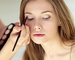 Где найти клиентов визажисту? Где найти клиентов визажисту?