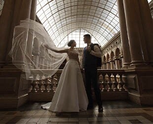 Красивые помещения для свадебных фотосессий: места, идеи, позы с фото Красивые помещения для свадебных фотосессий: места, идеи, позы с фото