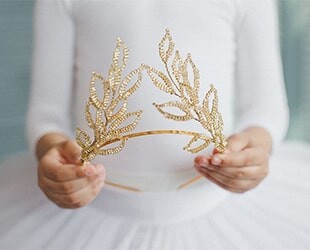 Свадебные головные уборы невест разных национальностей Свадебные головные уборы невест разных национальностей