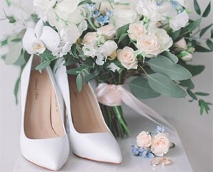 Свадебный букет невесты белого цвета