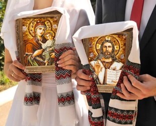 Какие иконы нужны для венчания? Какие иконы нужны для венчания?