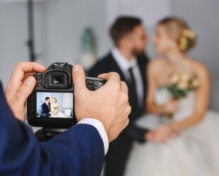 Как не ошибиться при выборе свадебного фотографа Как не ошибиться при выборе свадебного фотографа