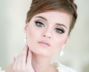 Макияж на свадьбу для невесты с зелеными глазами Макияж на свадьбу для невесты с зелеными глазами