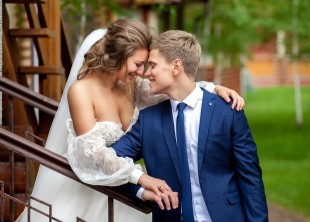 Профессиональный фотограф Профессиональный фотограф - лого