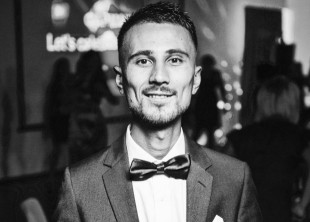 ведущий - лого