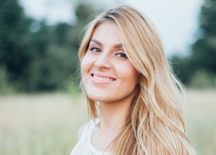 NADIIA RODIICHUK NADIIA RODIICHUK - лого