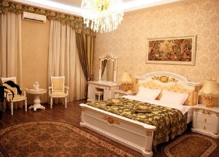 Апартаменты класса люкс "Опера" Апартаменты класса люкс "Опера" - лого