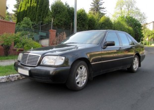 Мерседес на весілля - лого