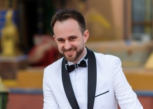 Ведущий на свадьбу Дмитрий Попов - лого