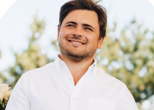 Khomenko photographer - лого