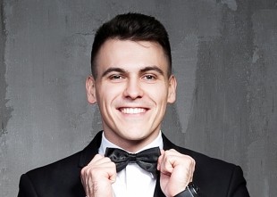 Ведущий в Киеве и Киевской области Антон Белый - лого