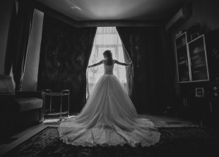 Wedding photographer - лого