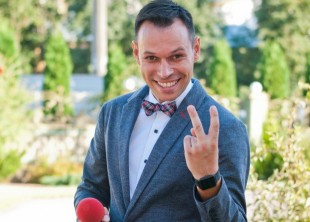 Віталій Джус - лого