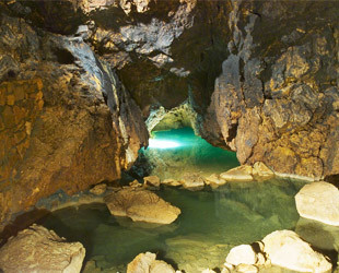 Памятник Красные пещеры  Памятник Красные пещеры  - лого