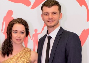 Free Life - лого