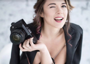 Юлия Артамонова - лого