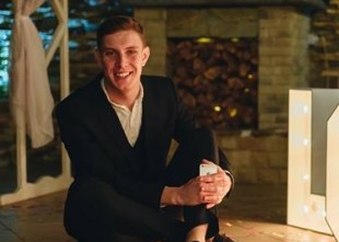 Ведущий Митя Кулишов - лого