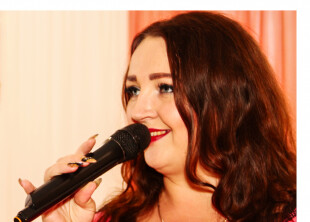 Ведущая ярких праздников - лого