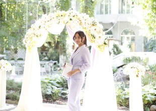 Ведущая мероприятий Элеонора Пригода - лого