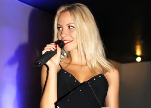 Ведущая, тамада Виктория - лого